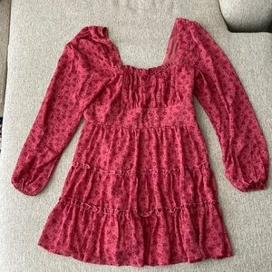 Floral pink tiered dress